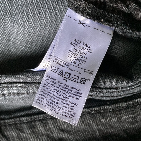 GAP Mom Jean - Picture 6 of 6